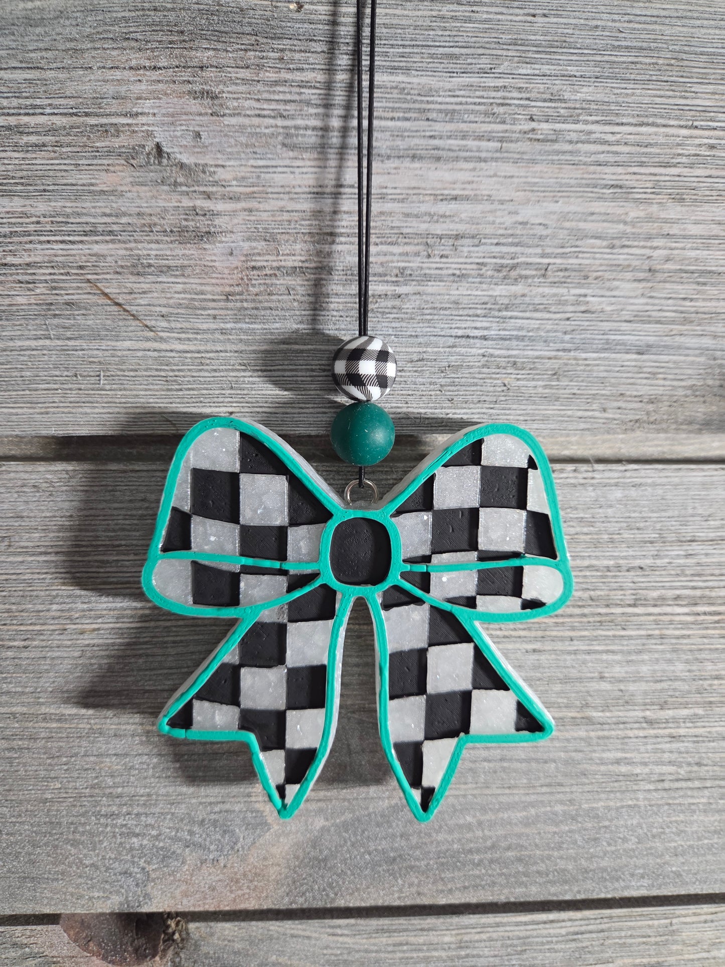 Checkered Bow