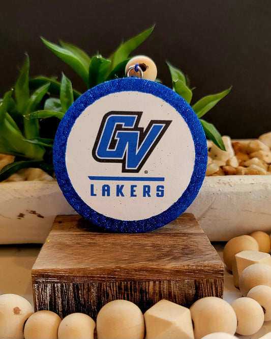 Grand valley Lakers college freshie