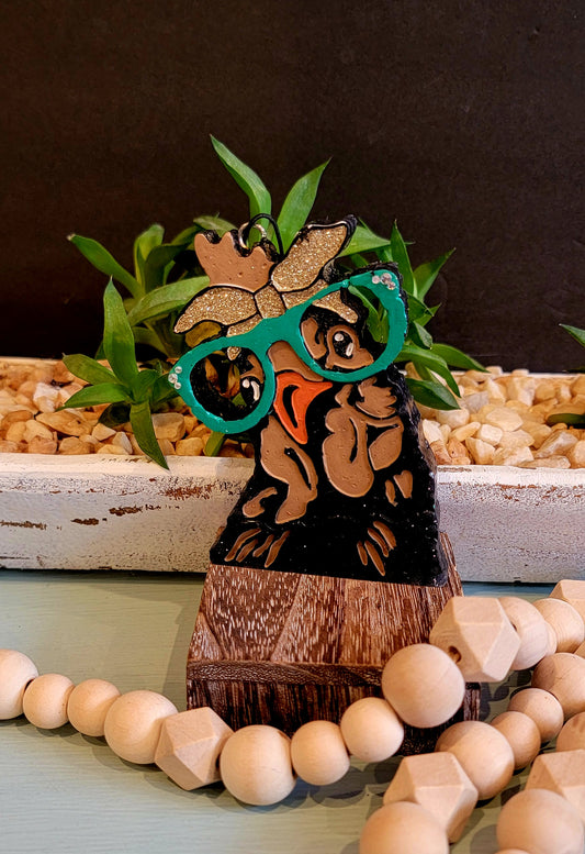 Chicken with glasses