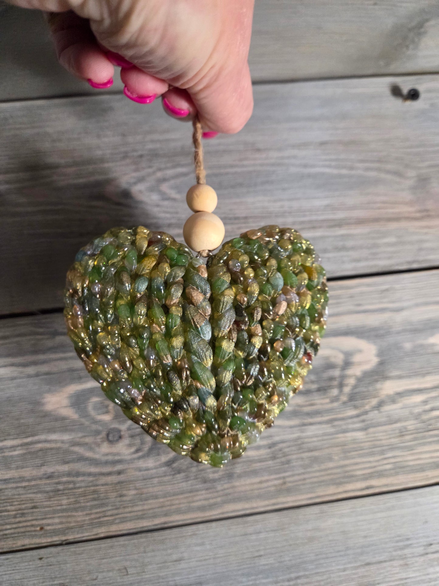 Yarn knit heart 3D