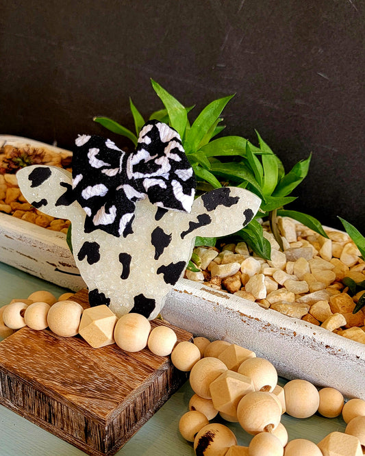 Cow head with Bow